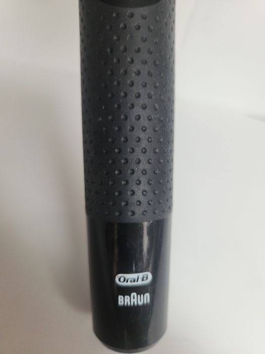 Szczoteczka elektryczna do zębów oral B Vitality