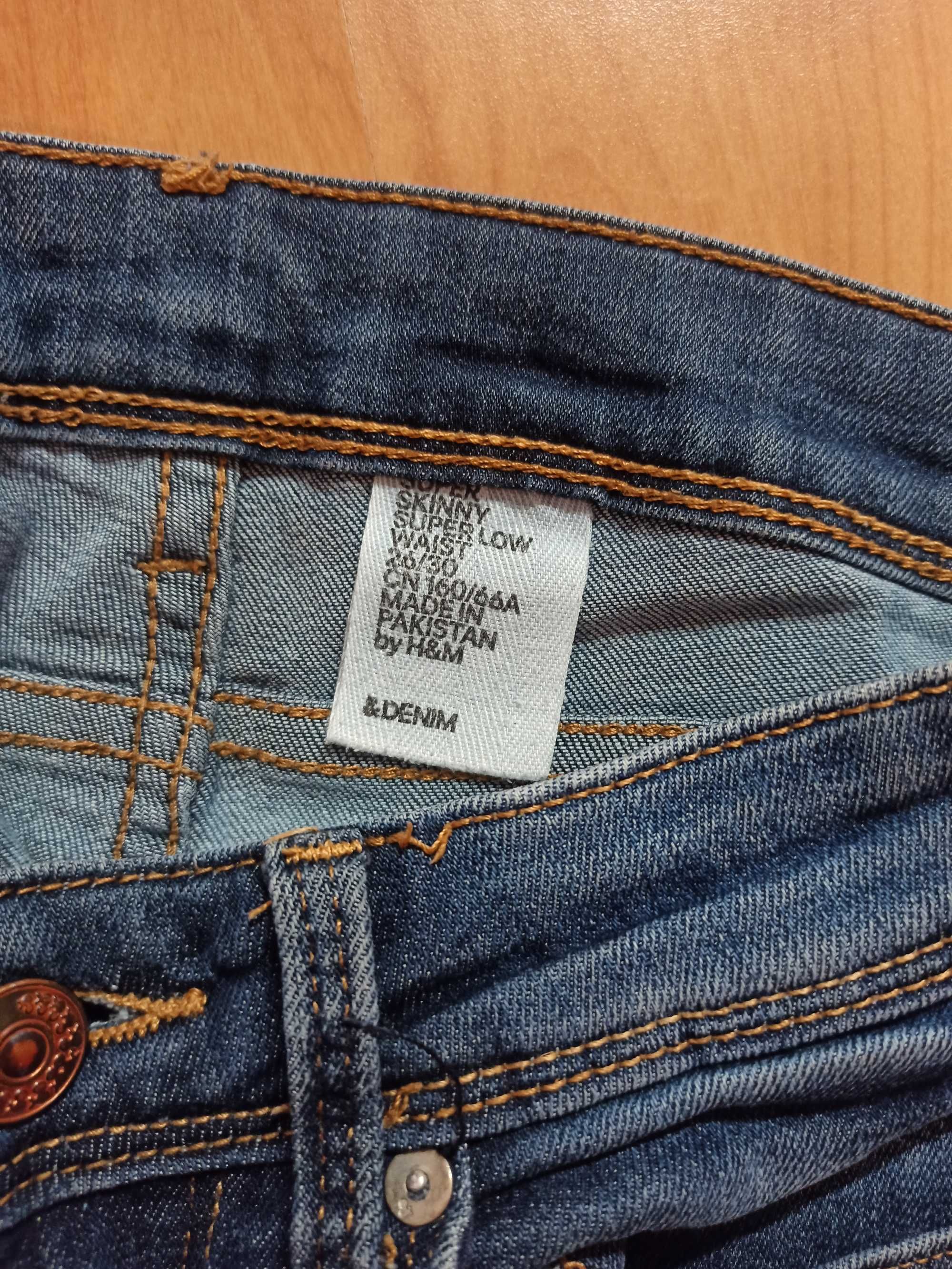 Spodnie/Jeansy rurki H&M, rozmiar 26/30, XS/S