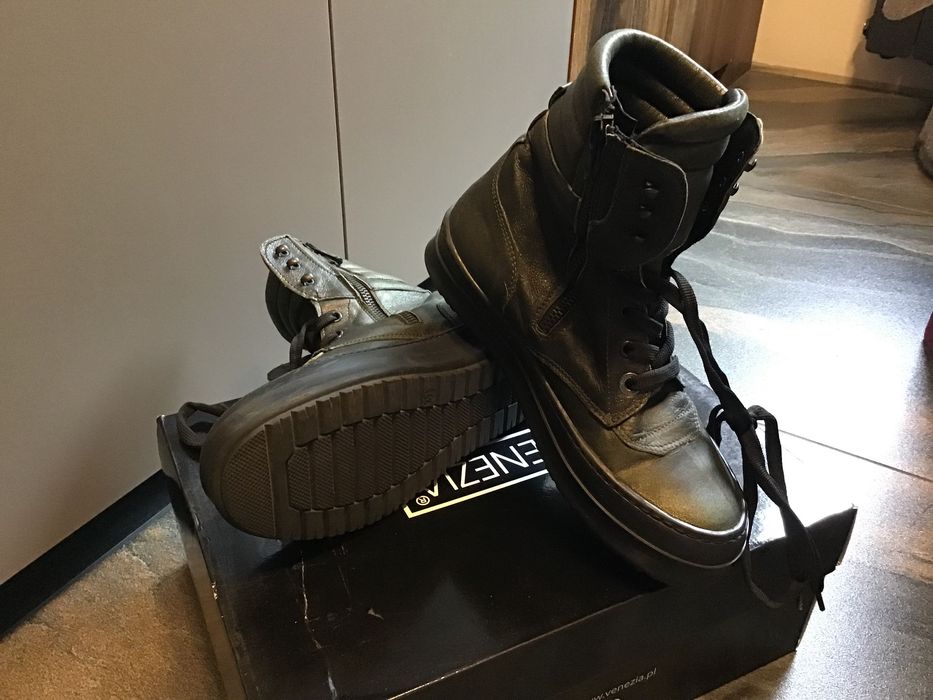 But skórzane zielone