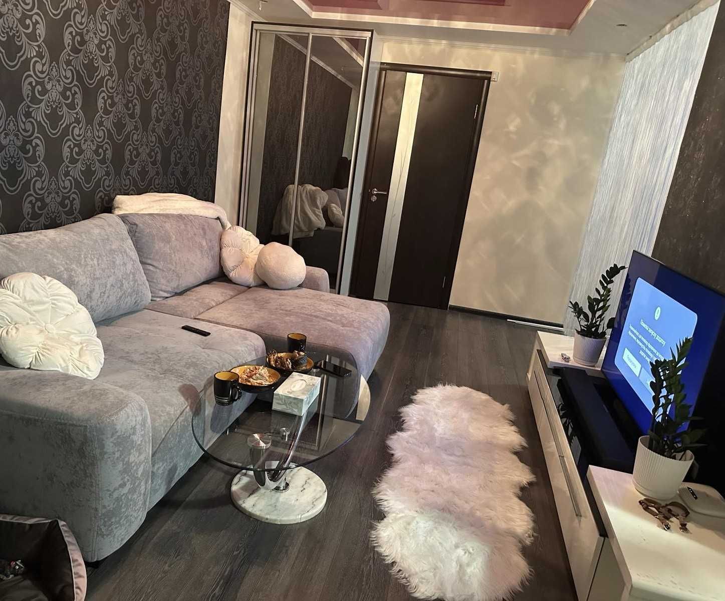 Продам 2 кімнатну квартиру з ремонтом. Центр, Зигіна, ТРЦ Київ