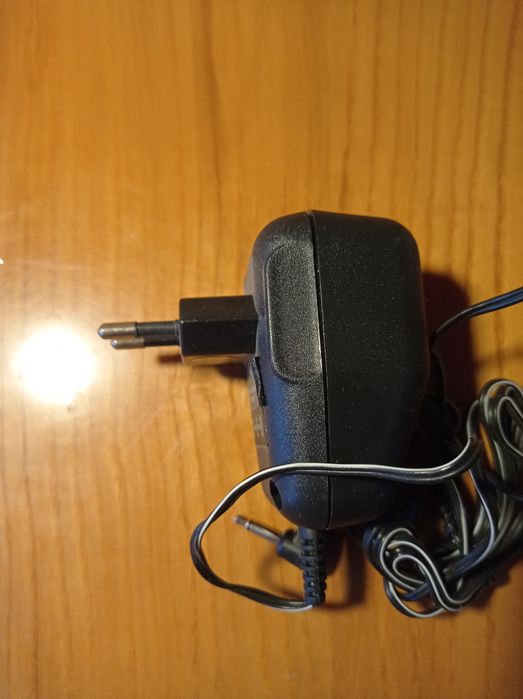 Zasilacz sieciowy 6V/200mA