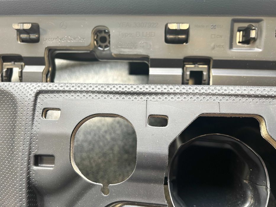 Mercedes Benz OE deska kokpit konsola CLA A Klasa A.177.680.63.02