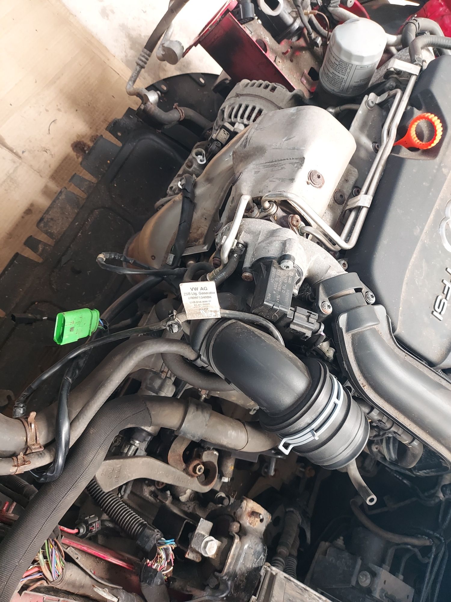 silnik skrzynia biegow manualna 6 audi a1 1.4 tfsi. CAXA