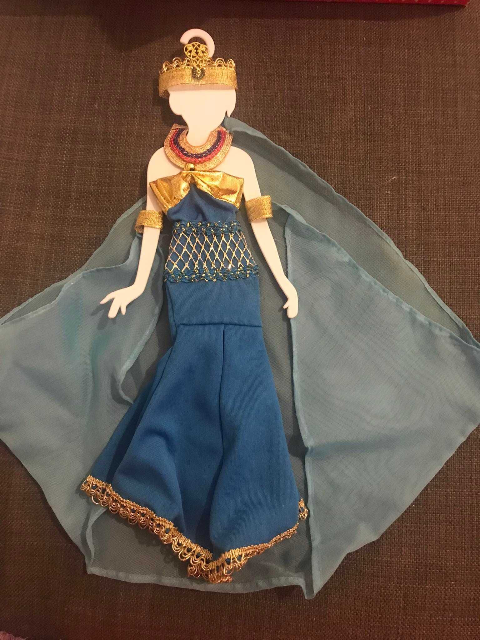 Barbie – Coleção Vestidos do Mundo