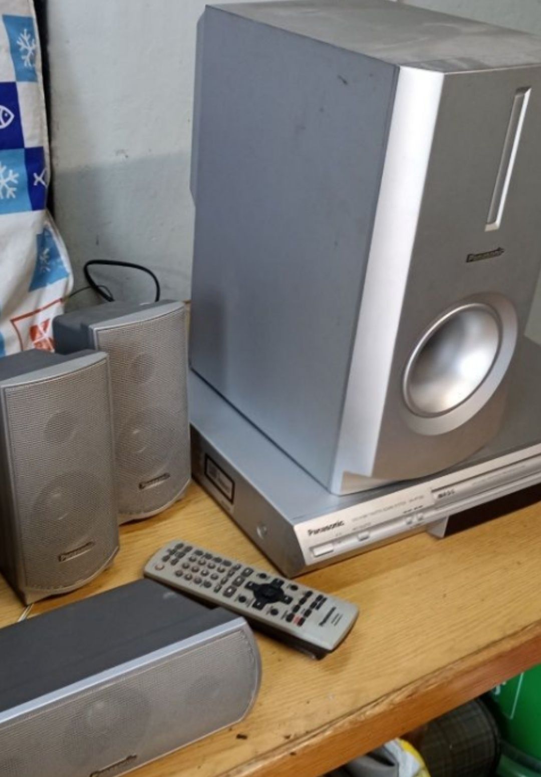 Kino domowe SA-HT 335