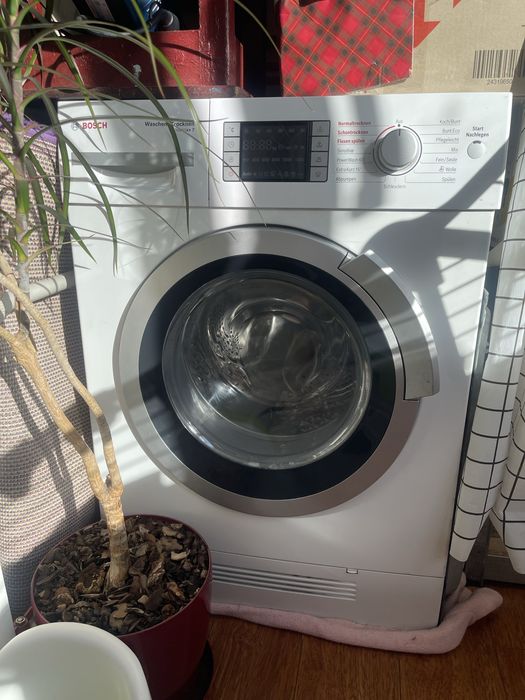 На запчастини або під відновлення// Прально-сушильна машинка bosсh