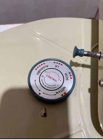 Máquina Prensa Vapor Europa Vintage