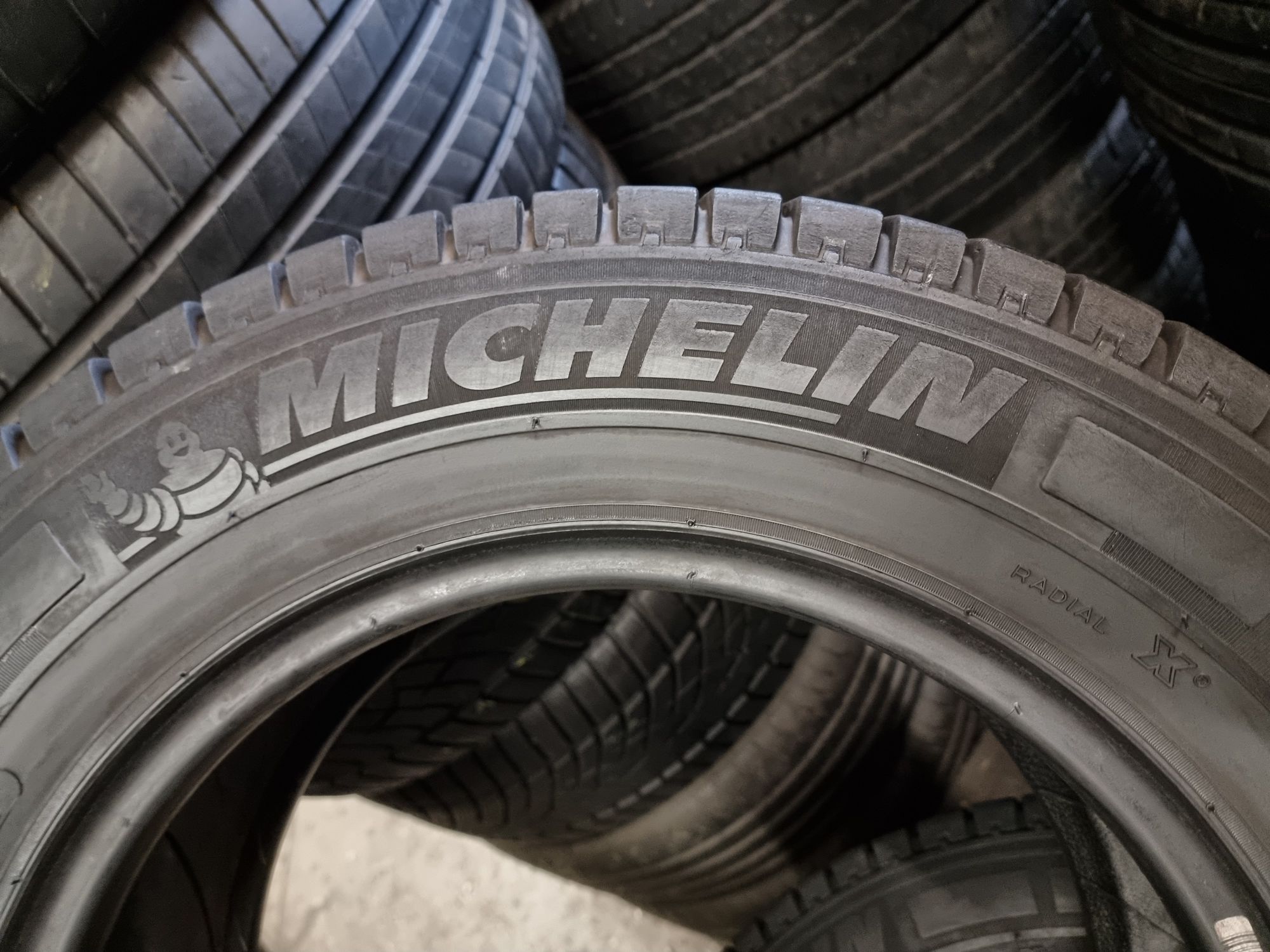 Шини літні 215х65хR16c Michelin Agilis+ 4 ШТ 75% Протектор