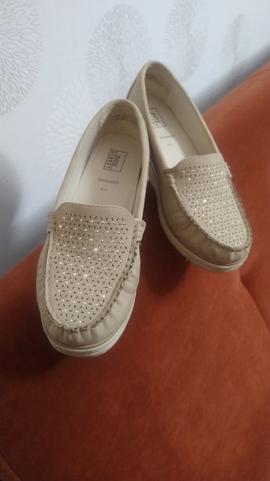 Buty damskie, mokasyny rozmiar  5