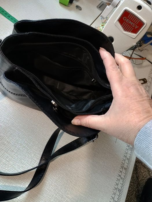 Две сумочки новые. Женская. Молодежная. Сумка. Недорого.