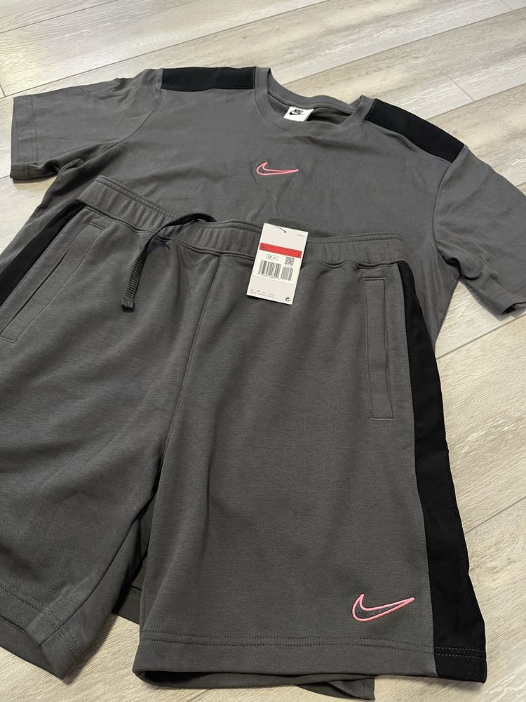 Костюм Nike m nsw sp graphic tee найк оригінал
