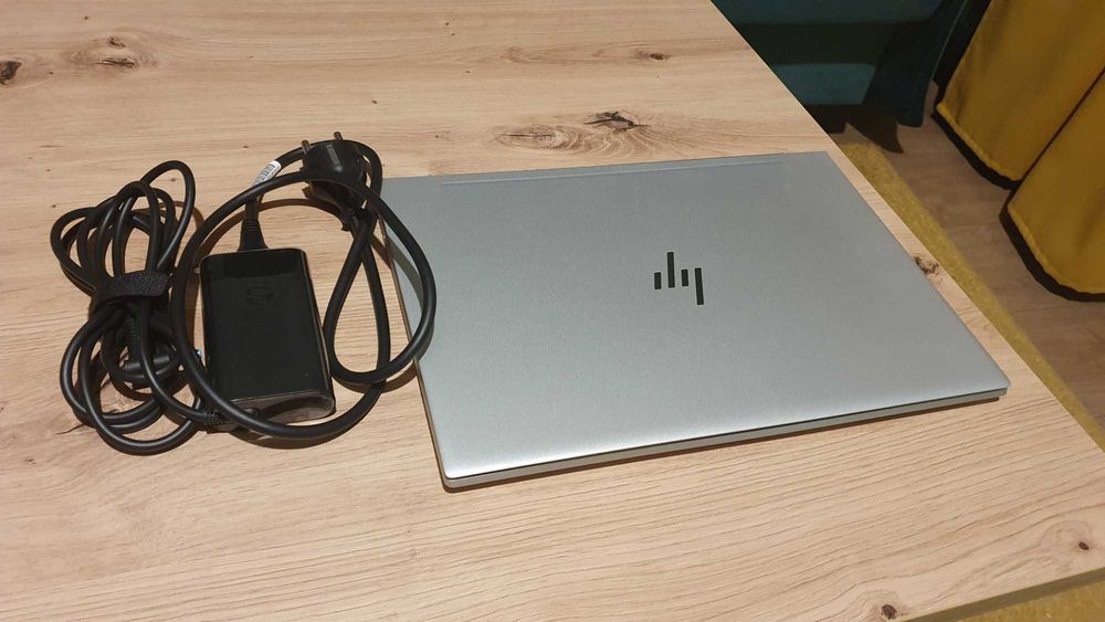 HP Envy 13 Ultrabook + Microsoft Office 2019 Home & Business