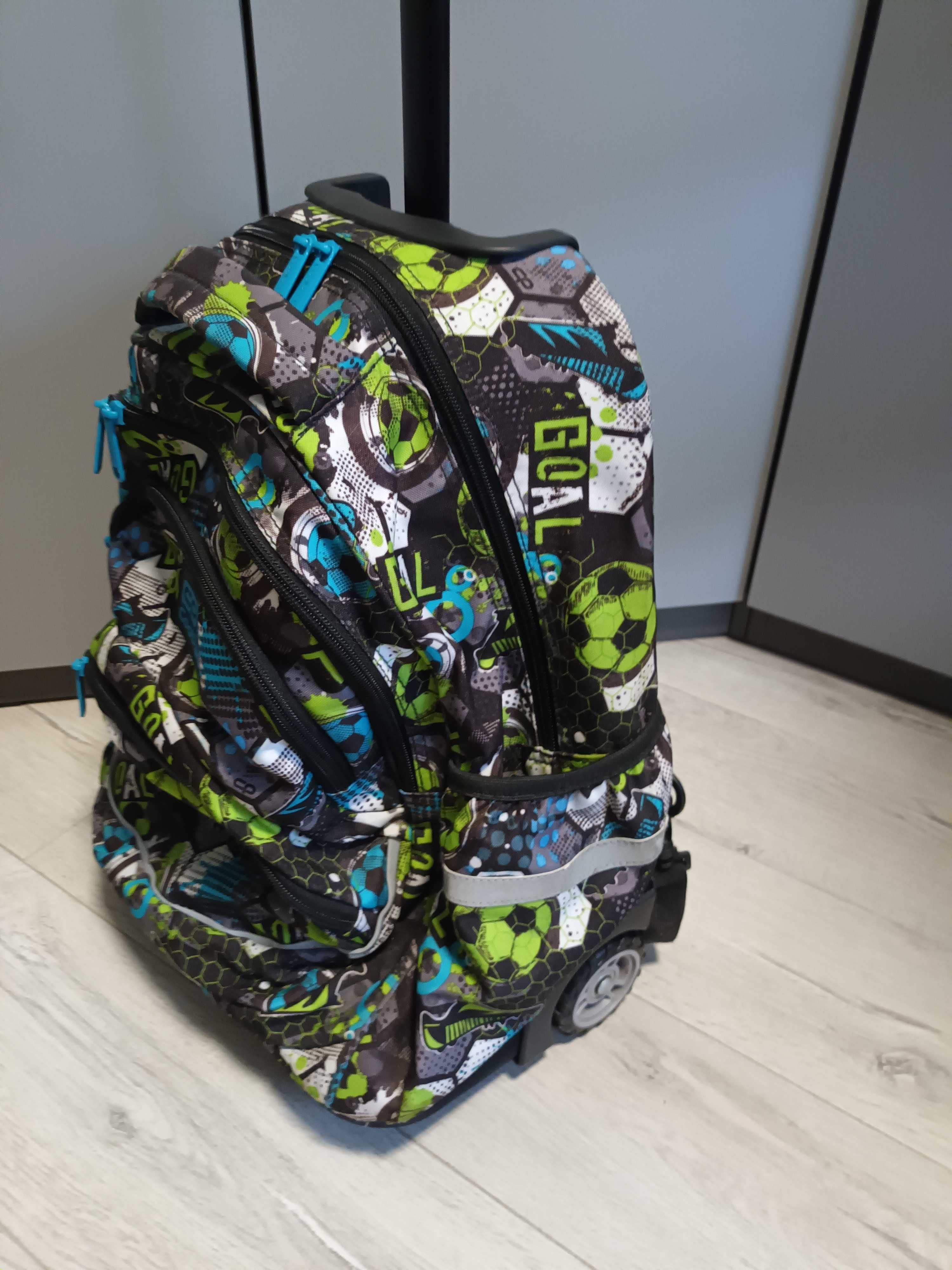 Plecak CoolPack na kółeczkach z teleskopową rączką