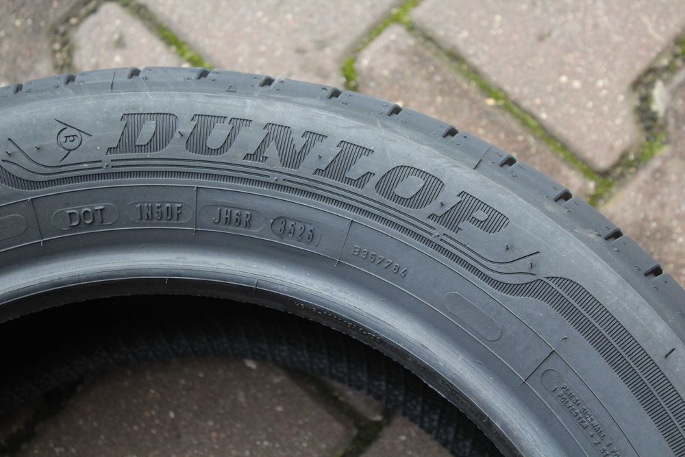 205 55 R16 Dunlop Sport Bluresponse