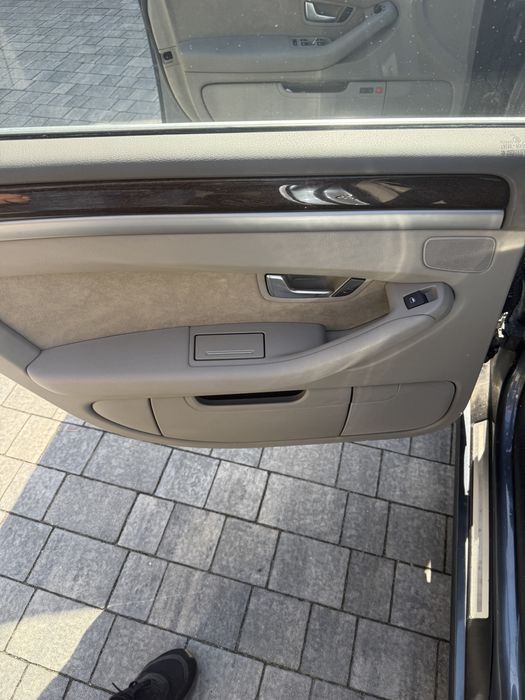 Audi A8 D3 4.2 TDI Quattro 326KM 2007 – V8, automat, do poprawek!
