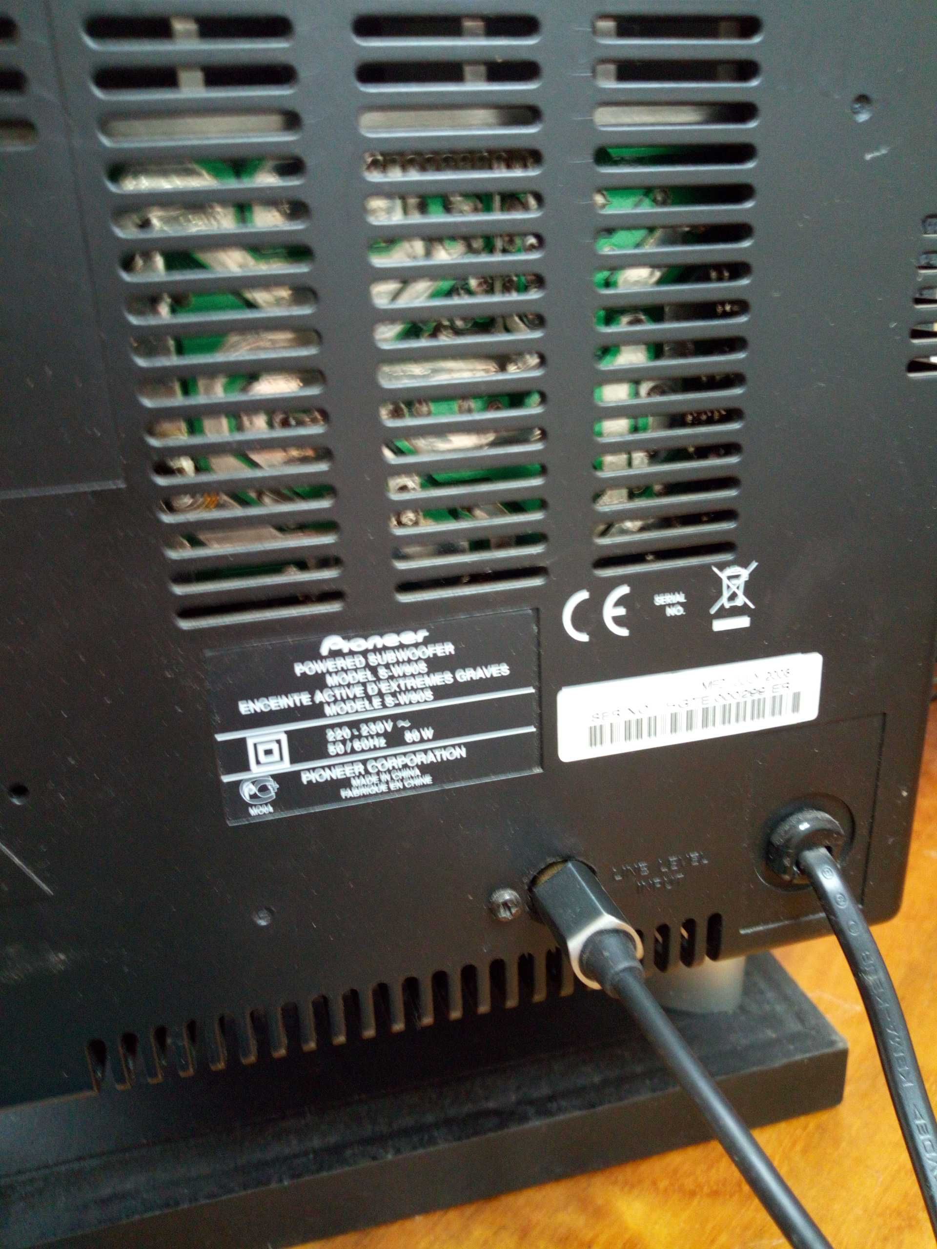 Subwoofer Pioneer 80W model S-W90S
