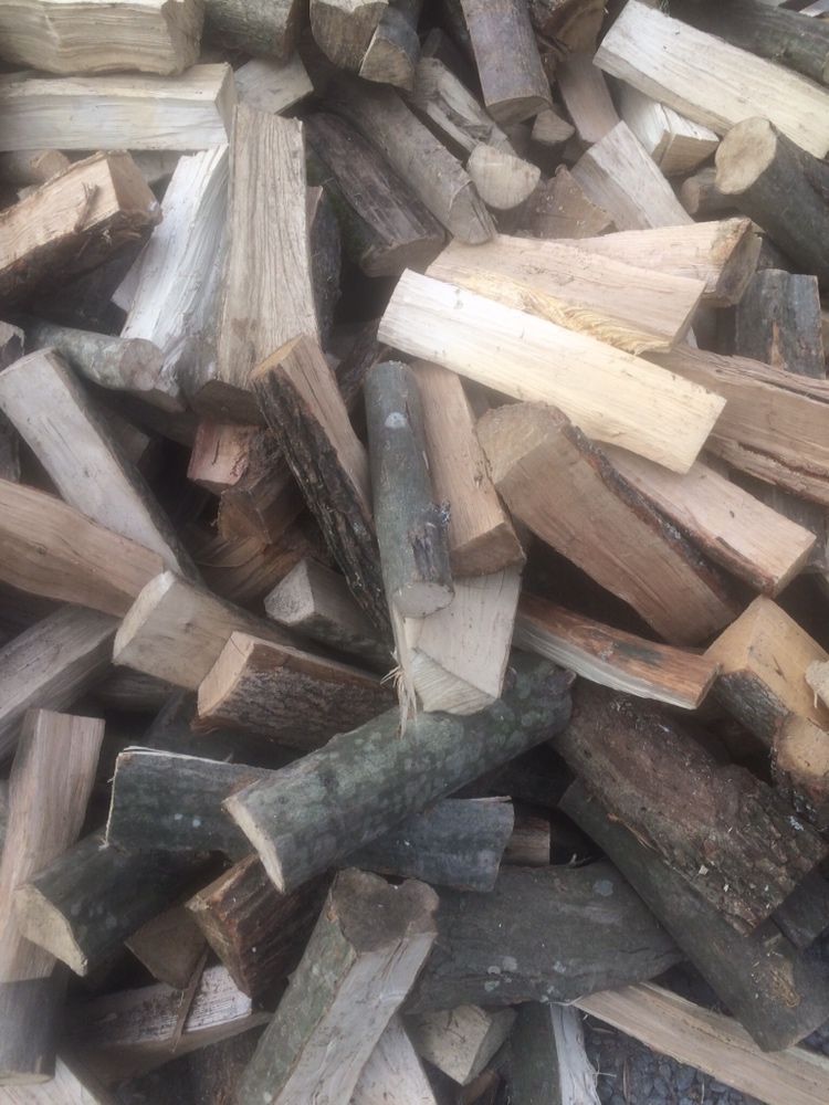Колоті дрова під розмір замовника Київ, швидка доставка