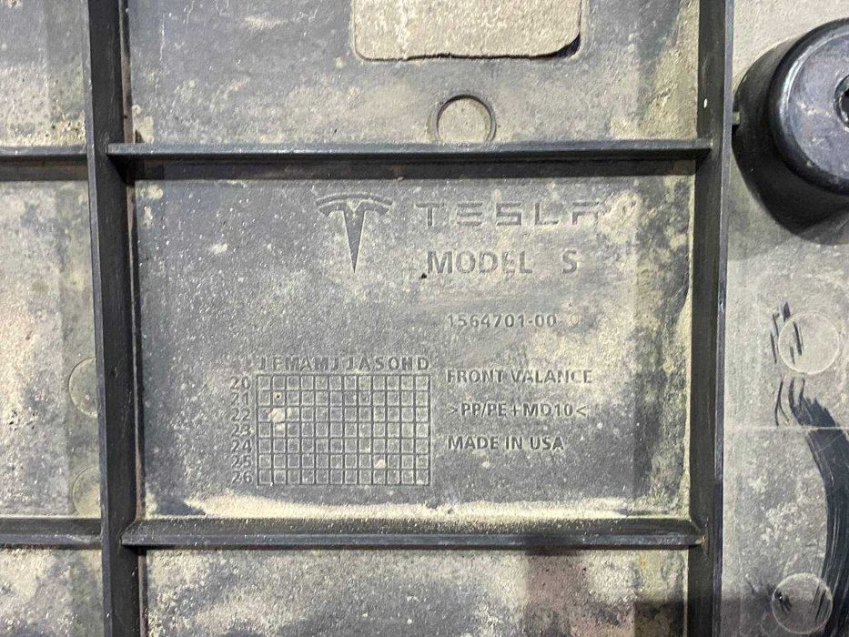 Захист бампера переднього нижній Tesla Model S  Plaid  1564701-00-С