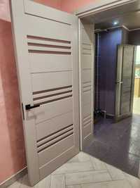 Міжкімнатні шпоновані соснові двері з потовщеною коробкою