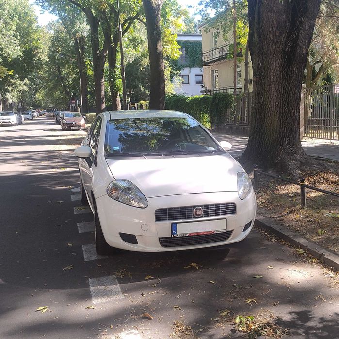 Fiat Grande Punto  1.2 8V BENZYNA (65 KM),  2009, 3 drzwiowy EURO 4