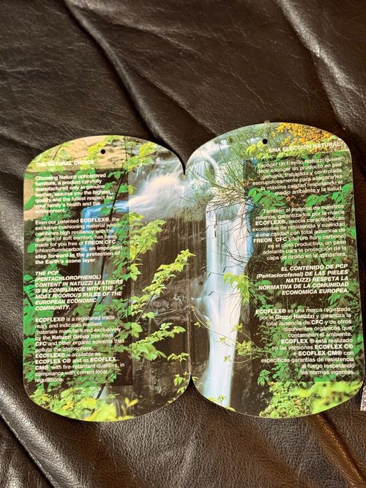 2 Sofás Natuzzi em pele genuína – Conjunto