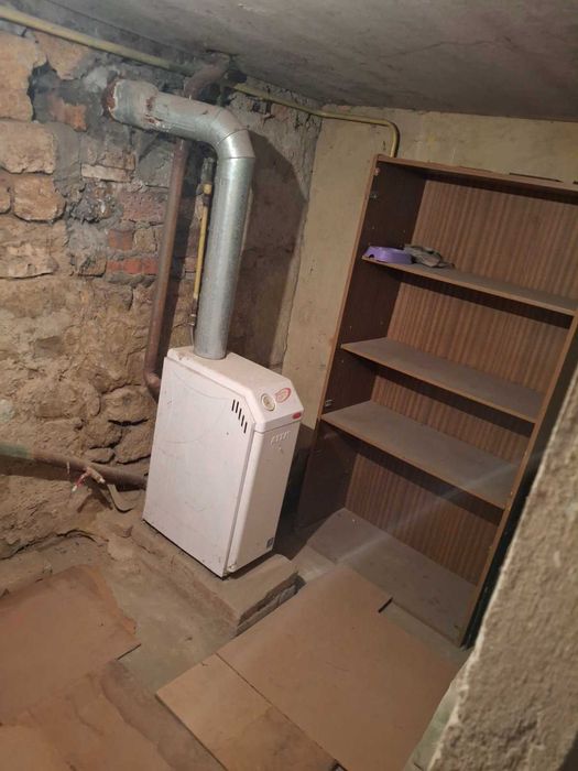 (13) Продам міцний 2-поверховий будинок в Сухому Лимані.