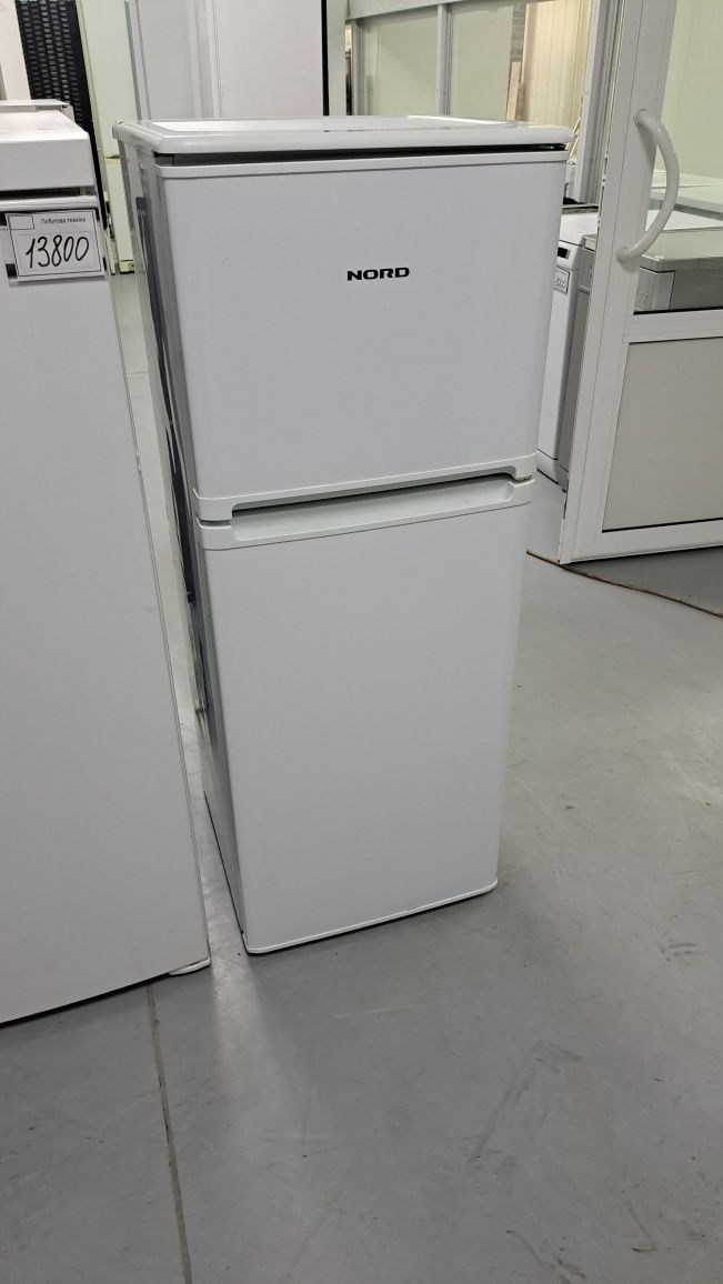 Невисокий маленький холодильник Оk ldn65 з нижньою морозилкою