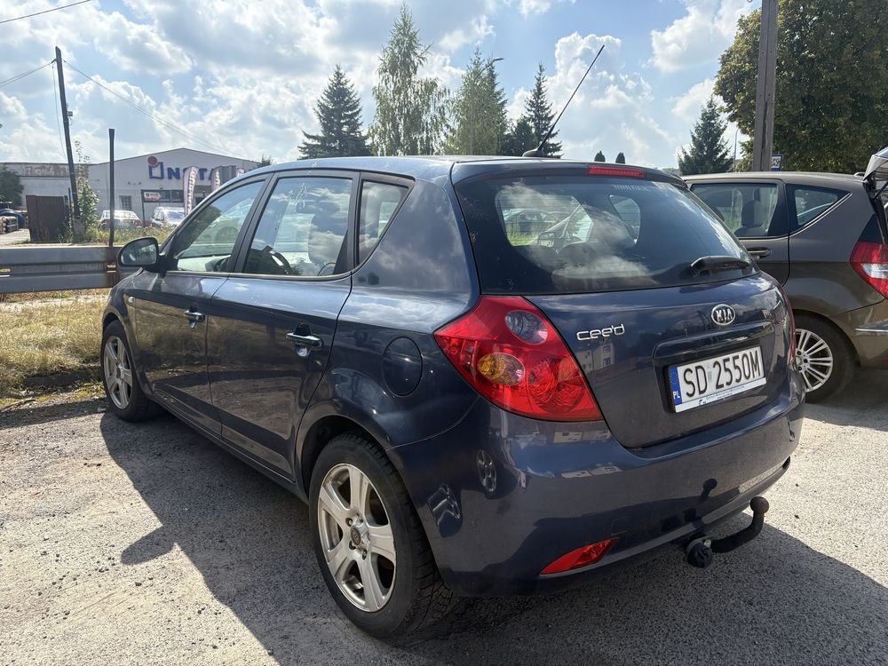Kia ceed alu felgi klima