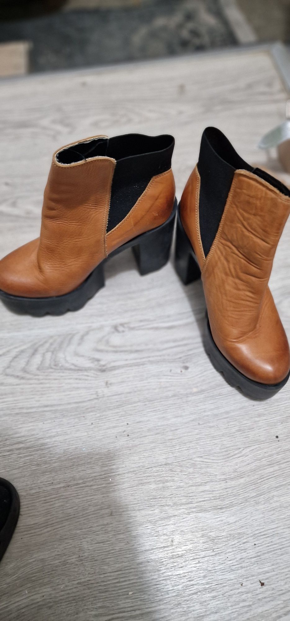 Botas de plataforma em couto seaside
