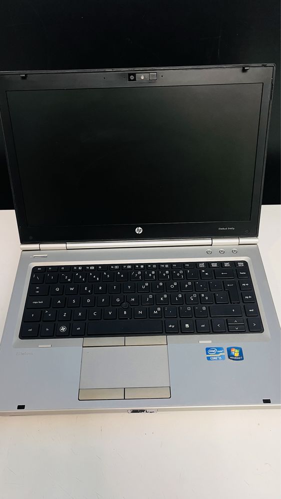 Portatil HP EliteBook 8460p