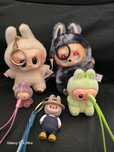 Peluches labubus