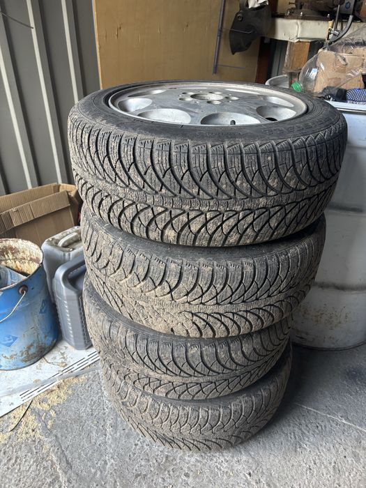 Диски з зимомовою резиною 205/55/16