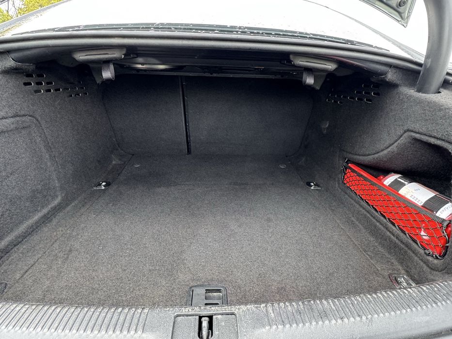 Продам Ауді А4 Б8 quattro 2012 року