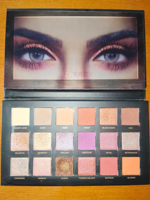 Huda beauty paleta de sombras/ palette fard à paupières