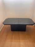 Mesa de centro em preto
