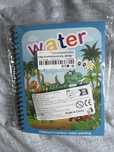 Livro de crianças brincar colorir com agua