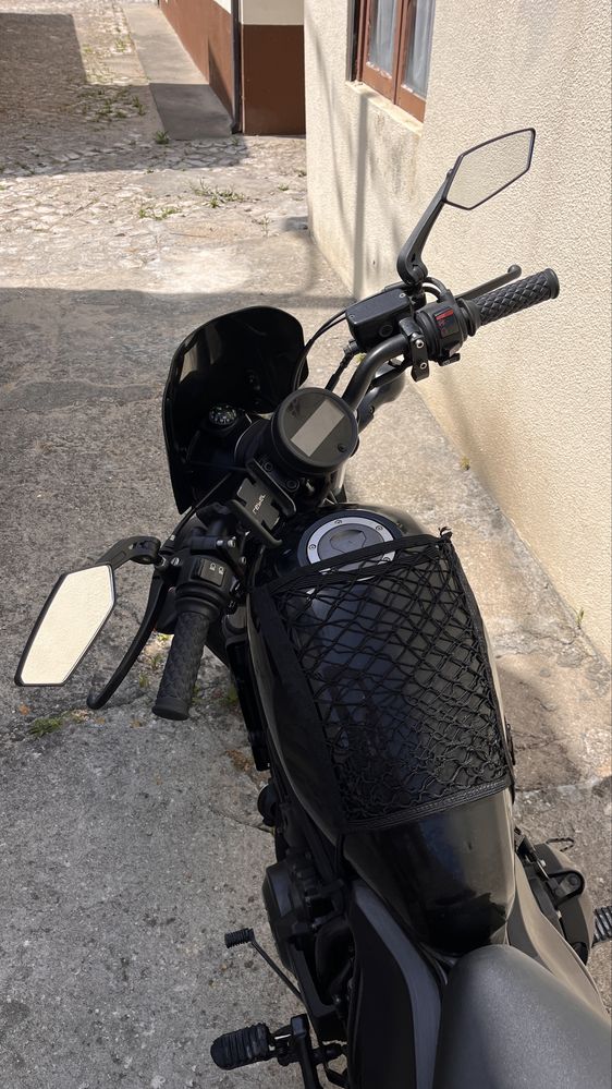 Honda Rebel 500 CMX com malas incluidas