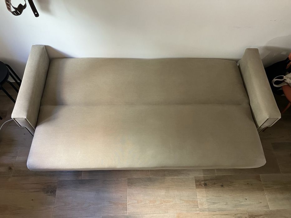 Sofá-cama vintage clic-clac bege