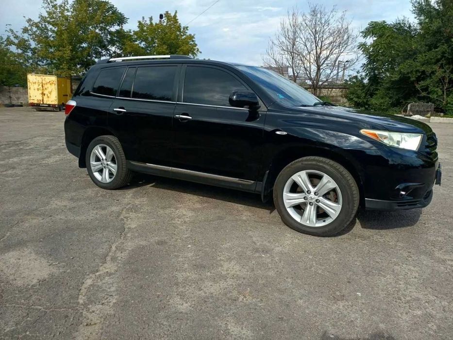 Toyota Highlander 3.5 V6 4WD • 7 мест • Япония • ГБО • 2011