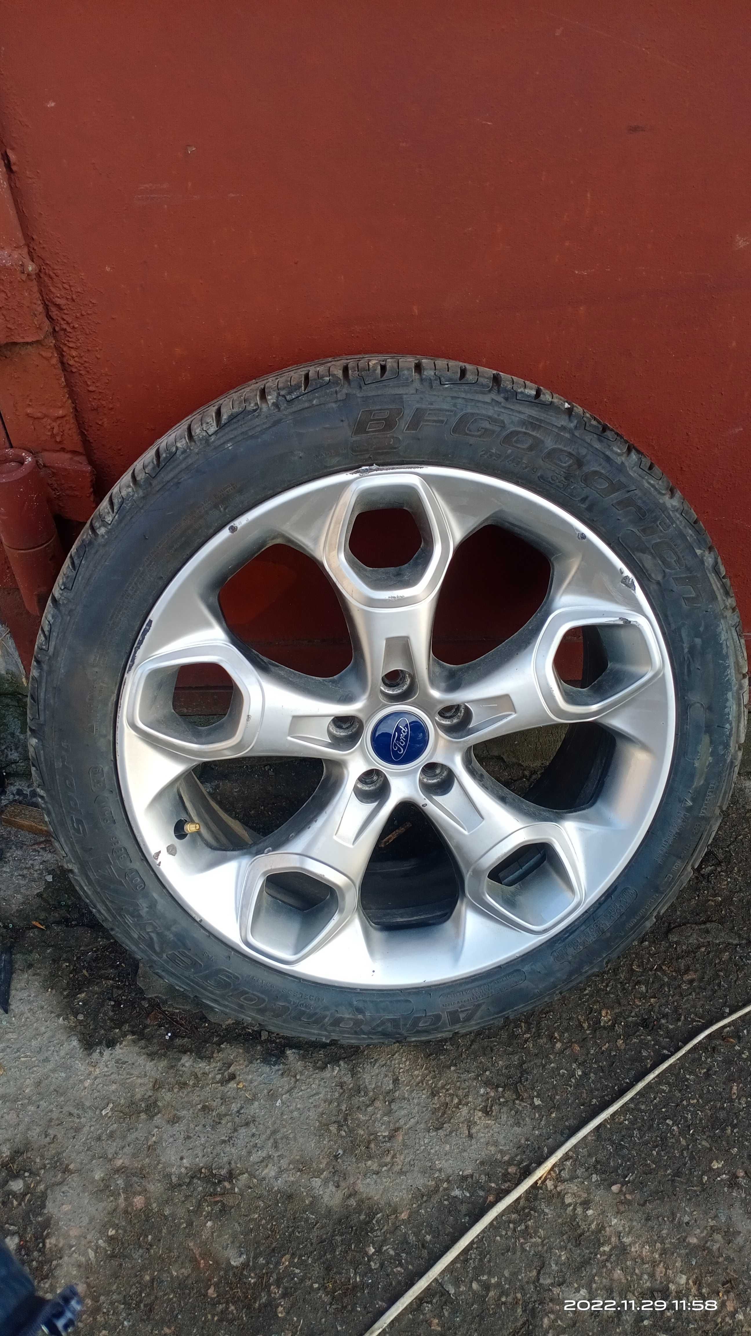 Колесо диск R19 Ford Escape резина зима BFGoodrich 235/45/R19 2020г.