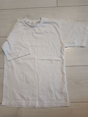 Koszulka biała gładka na wf. 134