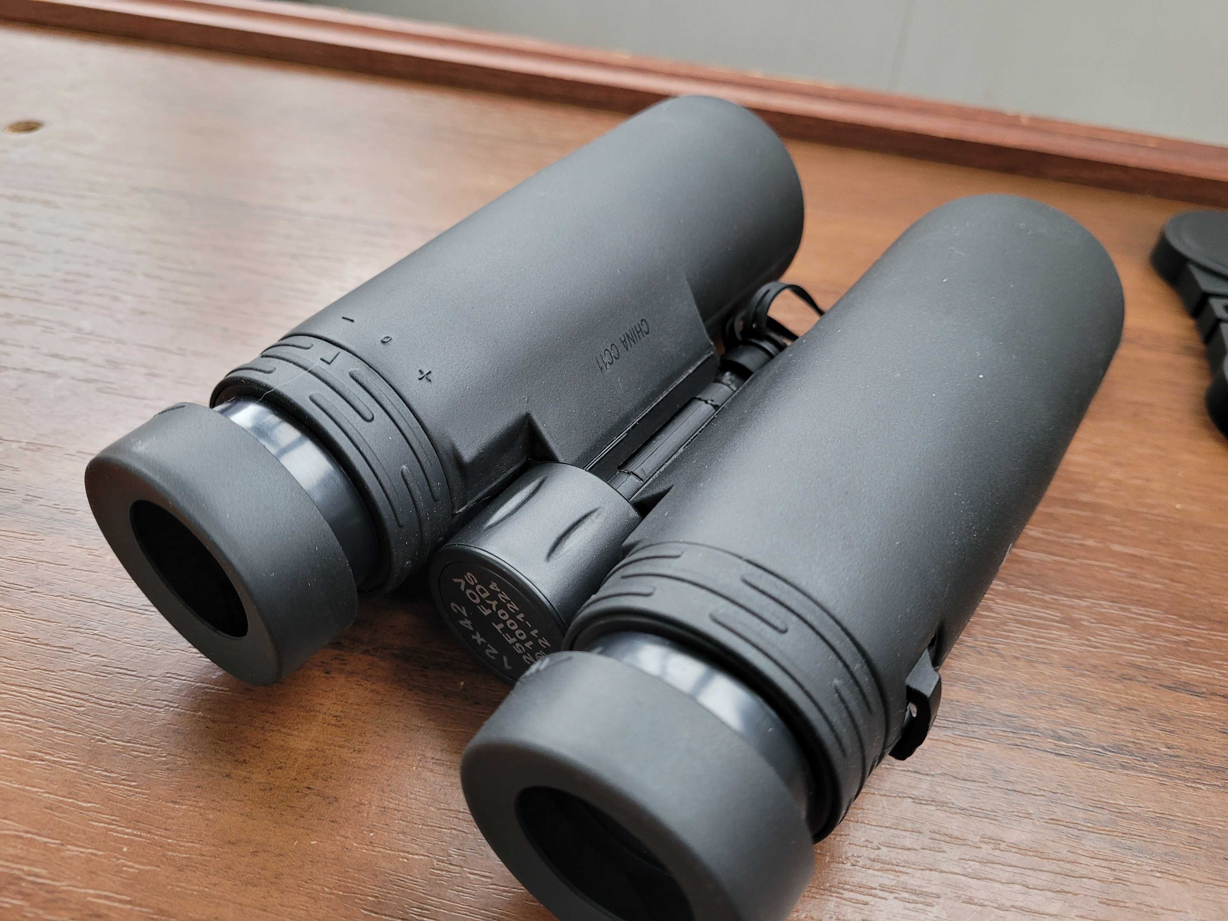Бінокль Bushnell PowerView 12x42