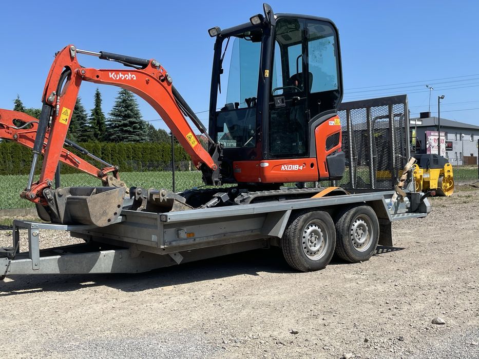 Wypożyczalnia/wynajem maszyn(koparka,wozidlo,walec)uslugi ziemne