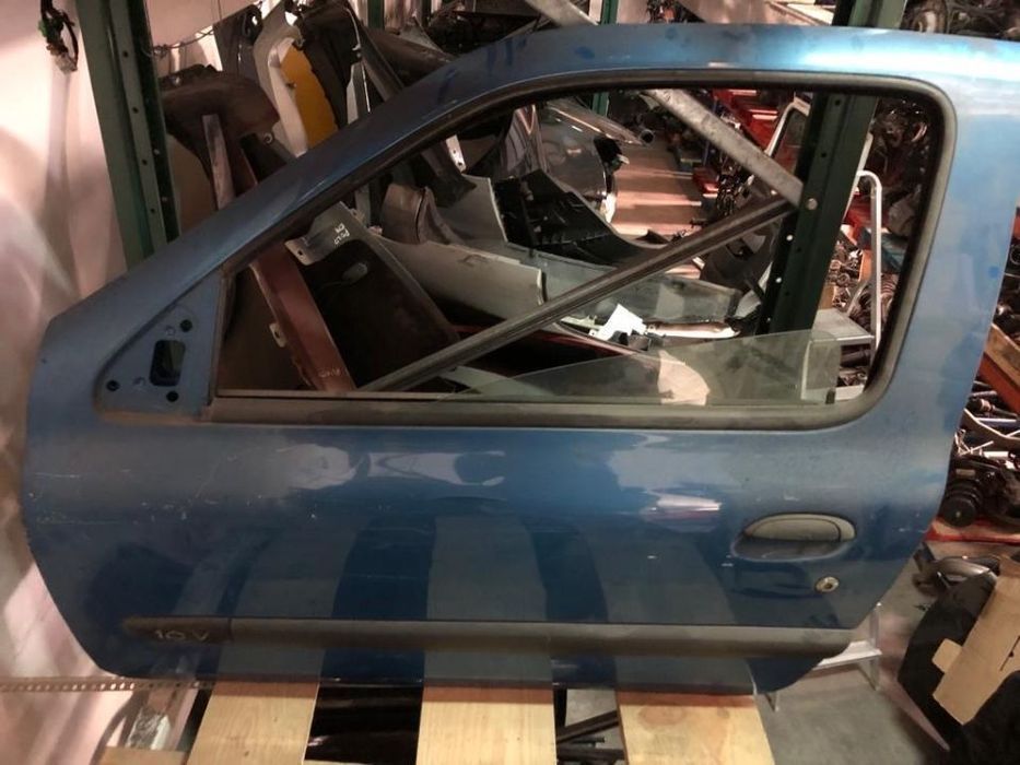 Porta frente Esquerda renault Clio II 2