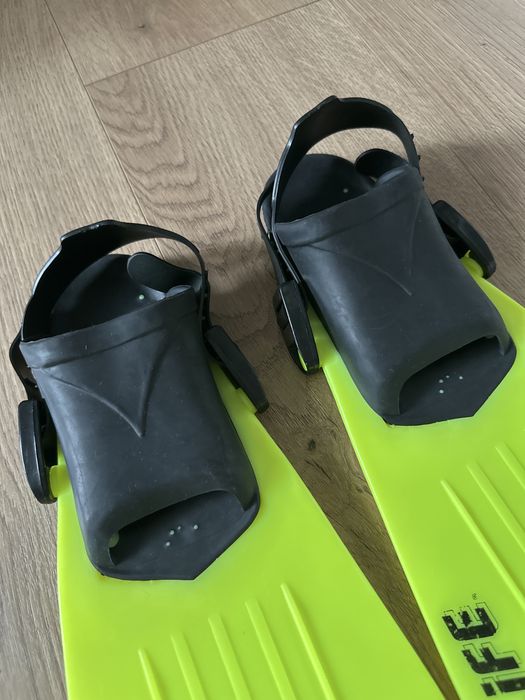 Ласти для плавання басейну дитячі регулюються на стопі по розміру ноги