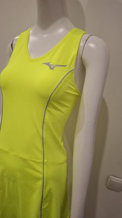 Платье тенис сукня яркая