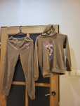 Dres welurowy 158