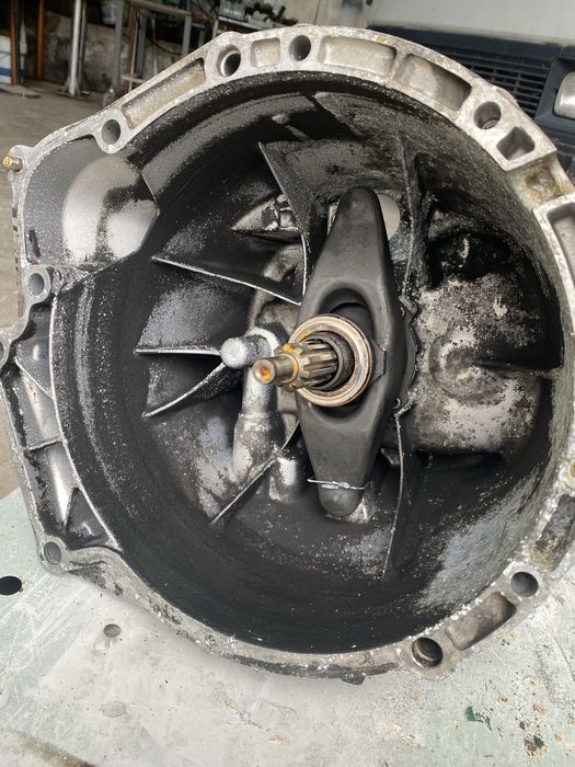 Caixa de velocidades  BMW E39 525 tds (5V)
