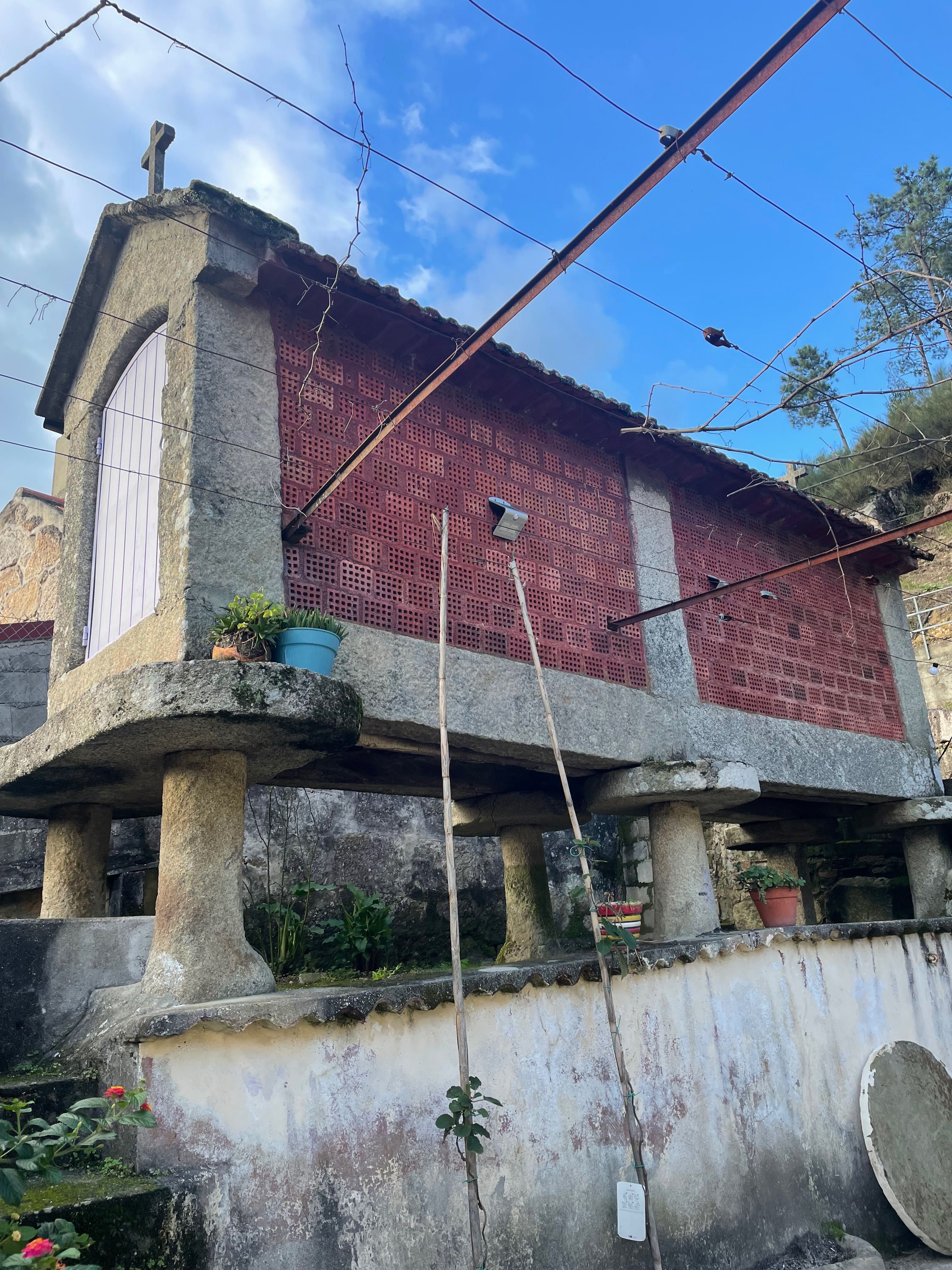 Canastro/ Espigueiro