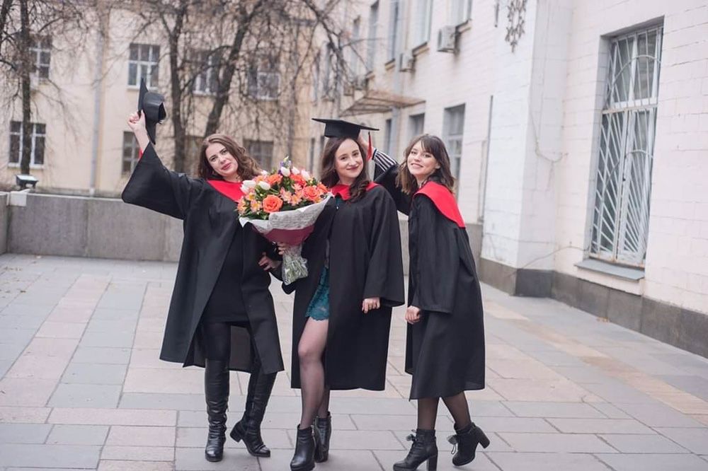 Мантии в аренду , универсальные